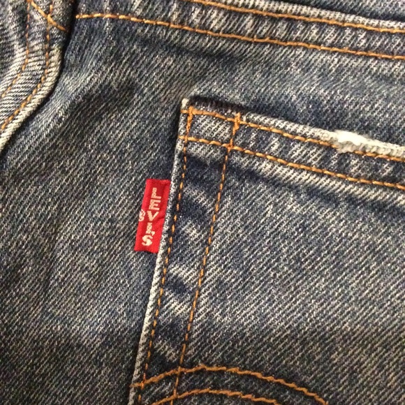 LEVIs Wedgie Straight 501 Cut Offs modern/vintage - Picture 3 of 6